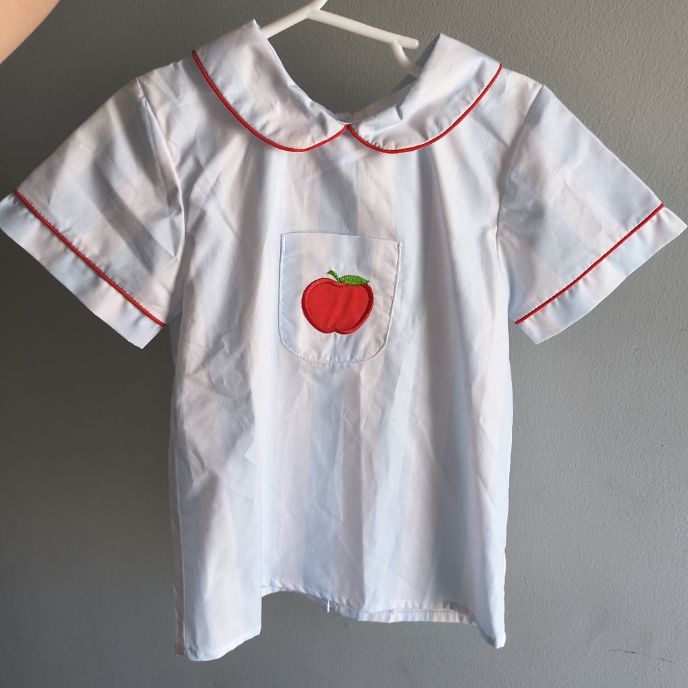 White Vintage Shirt with Red Apple Design 4t